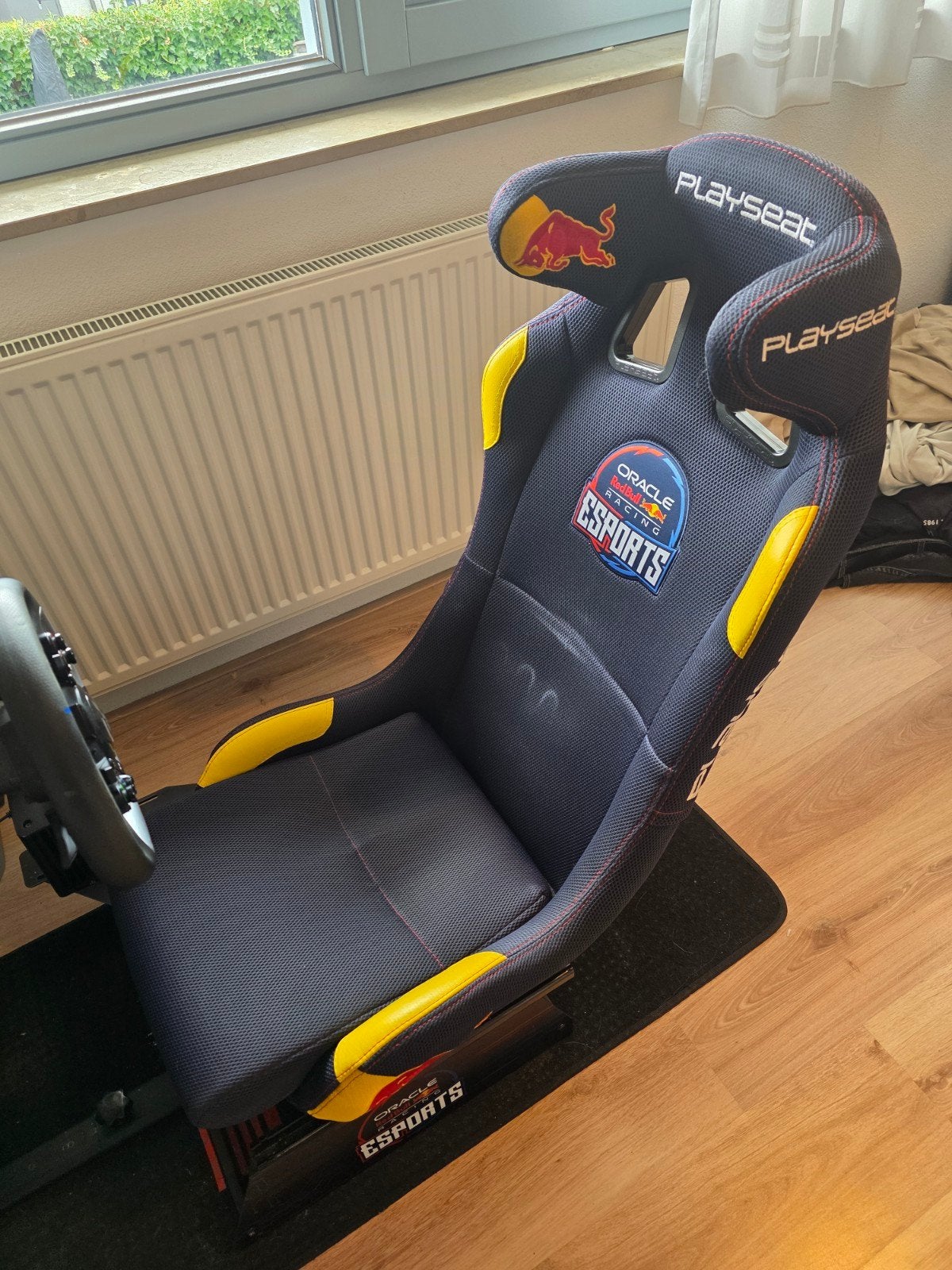 Playseat Red Bull Racing Esports met slider en shifter mount, Ophalen, Gebruikt