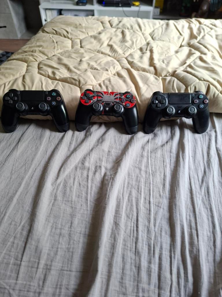 3x ps4 controllers met defect, Gebruikt, Ophalen of Verzenden, Controller, PlayStation 4