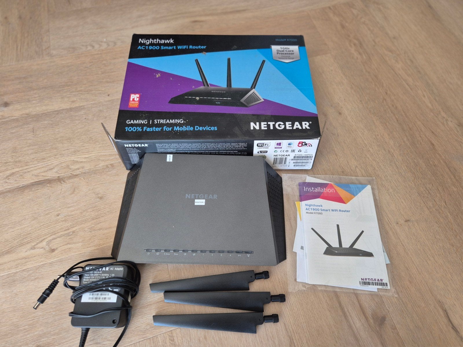Netgear Nighthawk AC1900 Smart WiFi Router (R7000), Computers en Software, Routers en Modems, Ophalen of Verzenden, Zo goed als nieuw