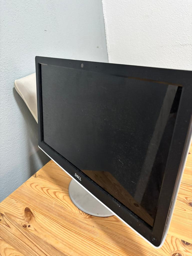 Dell pc scheerm, Ophalen of Verzenden, Zo goed als nieuw, 50 Hz
