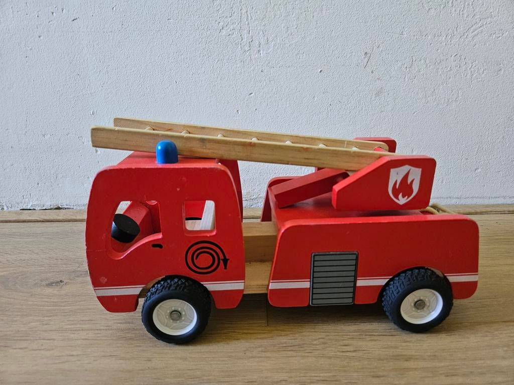 Houten brandweerwagen met draaibare ladder, Ophalen of Verzenden, Gebruikt