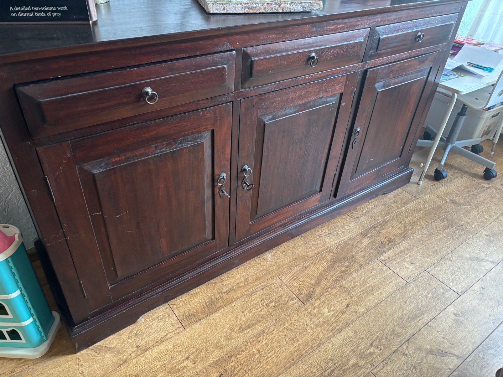 Dressoir koloniaal teak, Huis en Inrichting, Kasten | Dressoirs, Ophalen, 150 tot 200 cm, Teakhout, Zo goed als nieuw