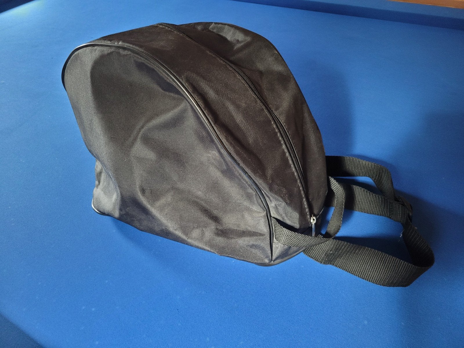 Zgan helmtas, Ophalen