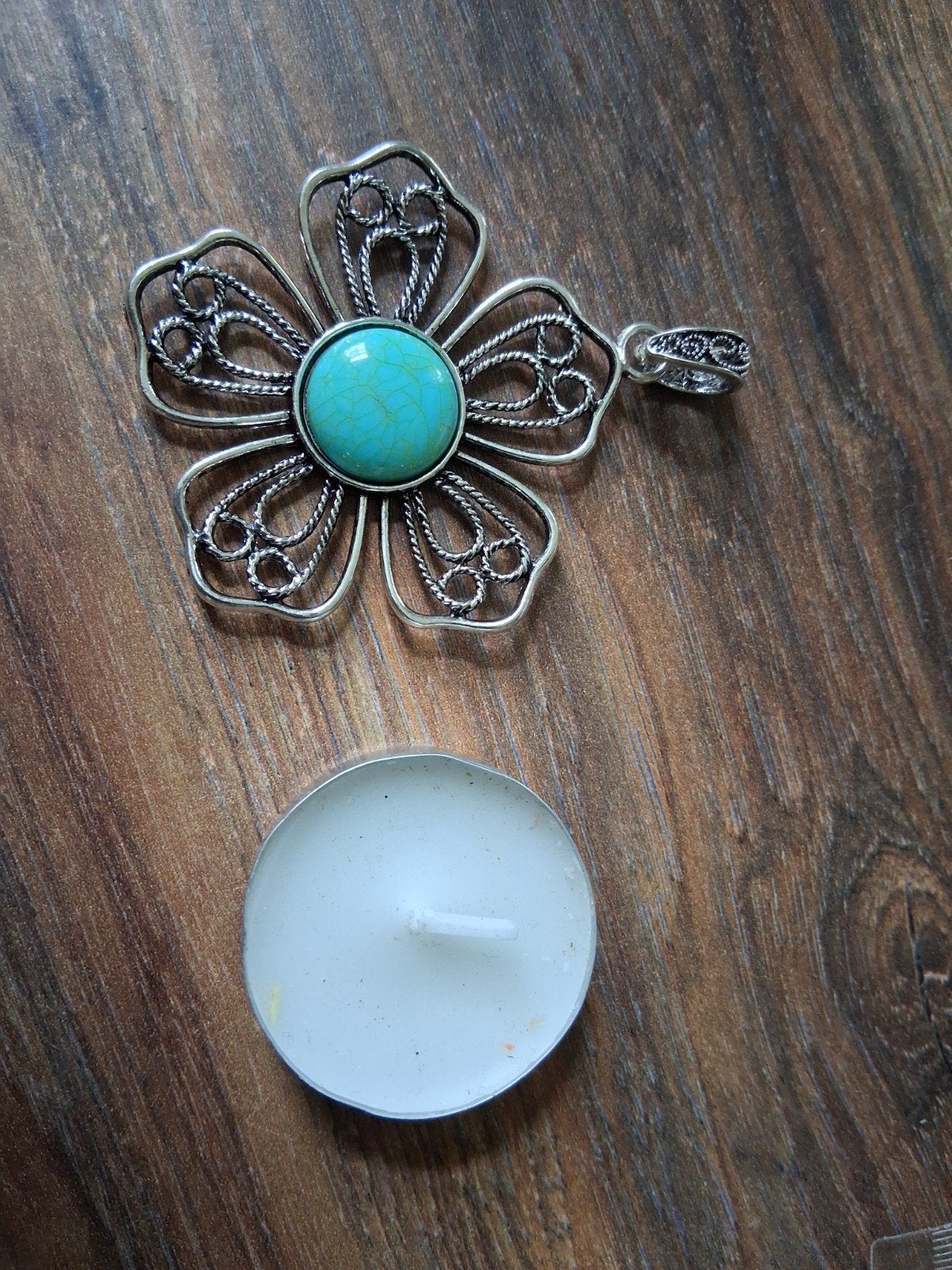 Grote zilverkleurige hanger met turquoise steen, Ophalen of Verzenden, Nieuw, Blauw, Steen of Mineraal