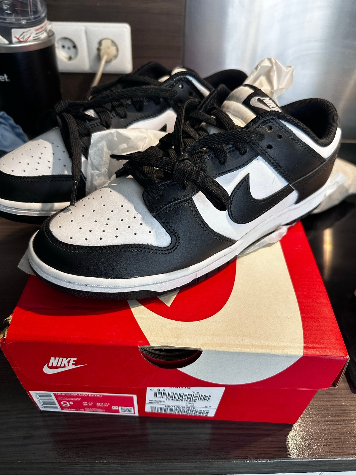 Nike Dunk Low Retro Zwart/Wit – Nieuw – Maat 43, Zwart, Nieuw, Ophalen of Verzenden, Sneakers of Gympen