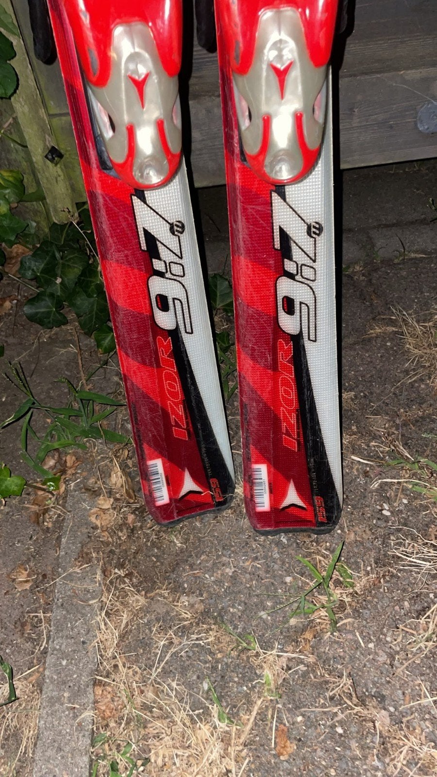 Atomic Izor 9.76 Ski's - Zo goed als nieuw, Sport en Fitness, Skiën en Langlaufen, 160 tot 180 cm, Ophalen of Verzenden, Zo goed als nieuw