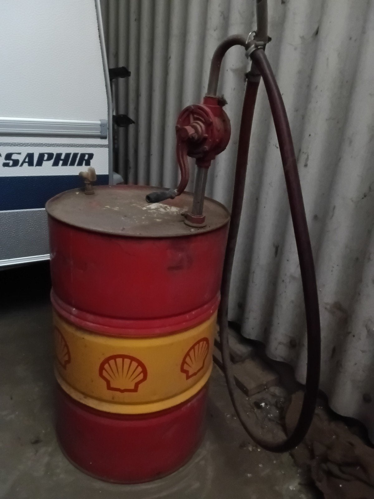 dieseltank / vat. met pomp, Ophalen, Gebruikt