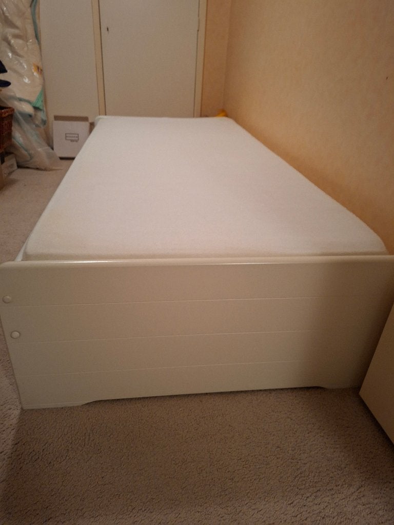Eenpersoonsbed met onderlade, incl 2 matrassen, Huis en Inrichting, Ophalen, Gebruikt, 90 cm, Eenpersoons