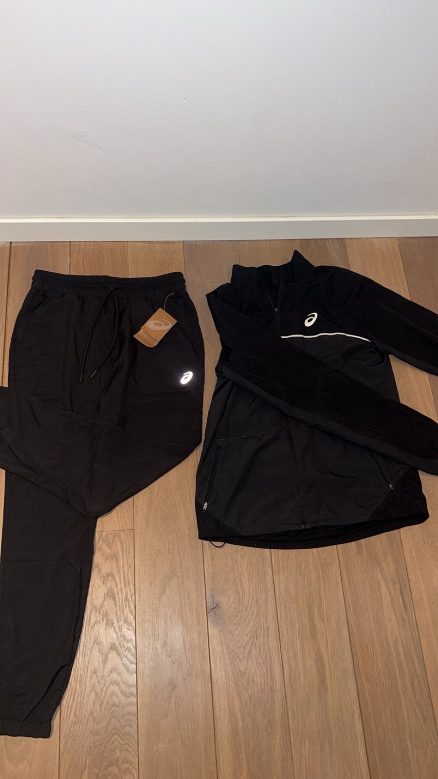 Asics set, Ophalen of Verzenden, Zo goed als nieuw