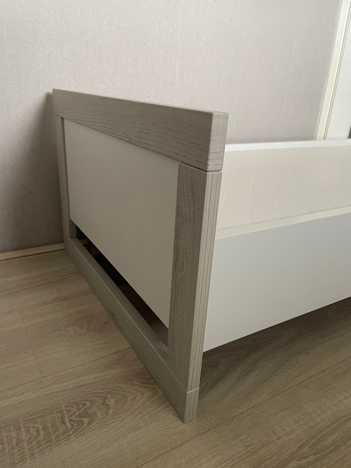 TWF ledikant 140x70 incl. ombouw tot peuterbed, Ophalen, 70 tot 85 cm, 140 tot 160 cm, Zo goed als nieuw