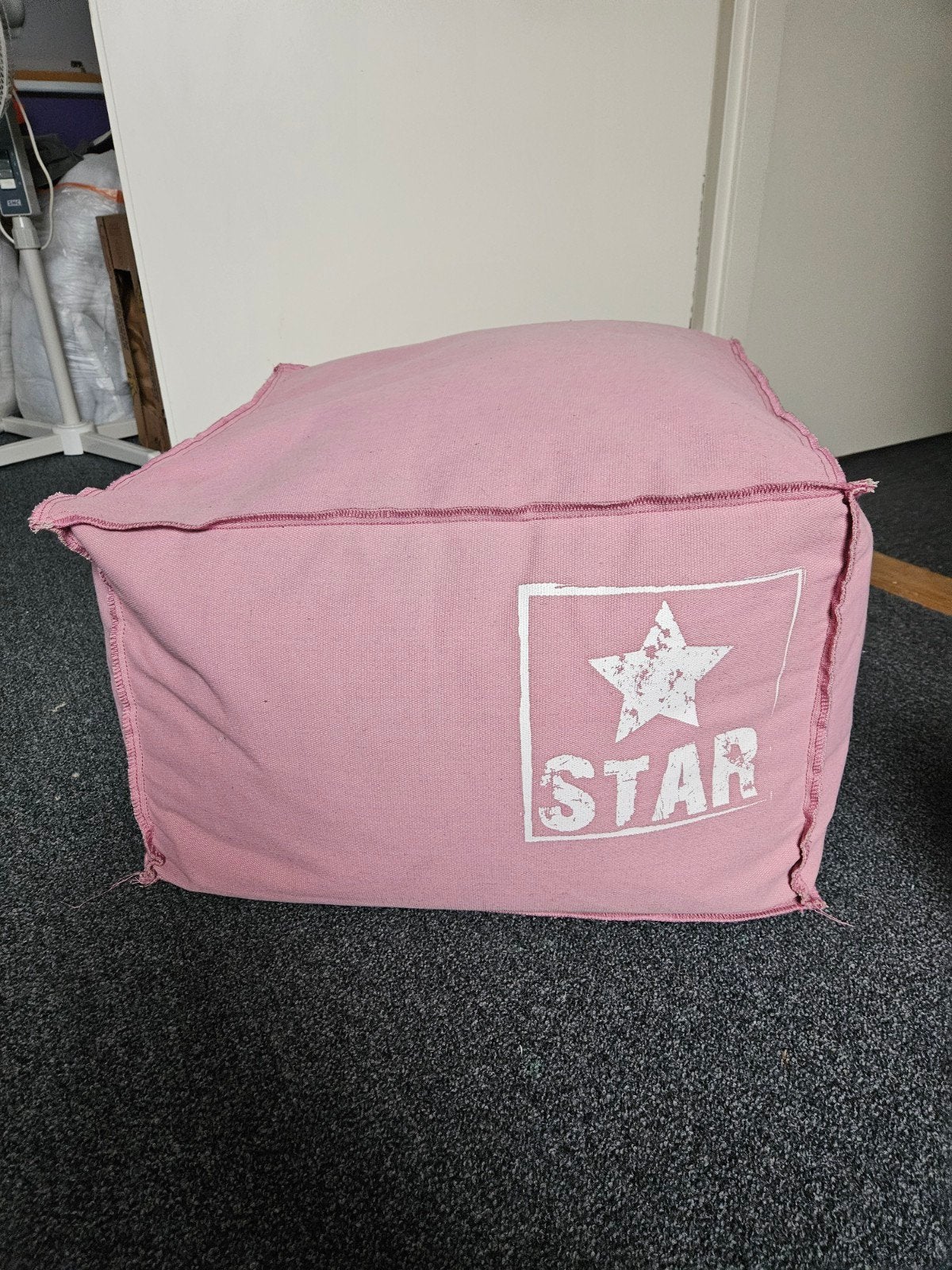 Roze poef, Ophalen, Nieuw, Roze