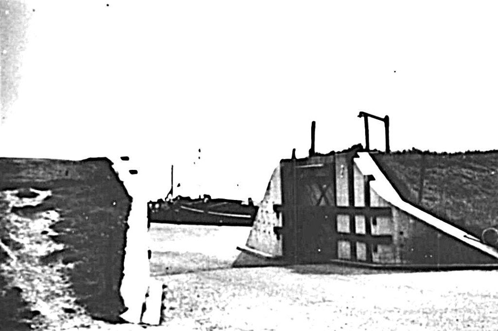 804465	Herkingen	1963	Gelopen zegel	Koeltorens Staatsmijnen, Ophalen of Verzenden, 1960 tot 1980, Gelopen, Zuid-Holland