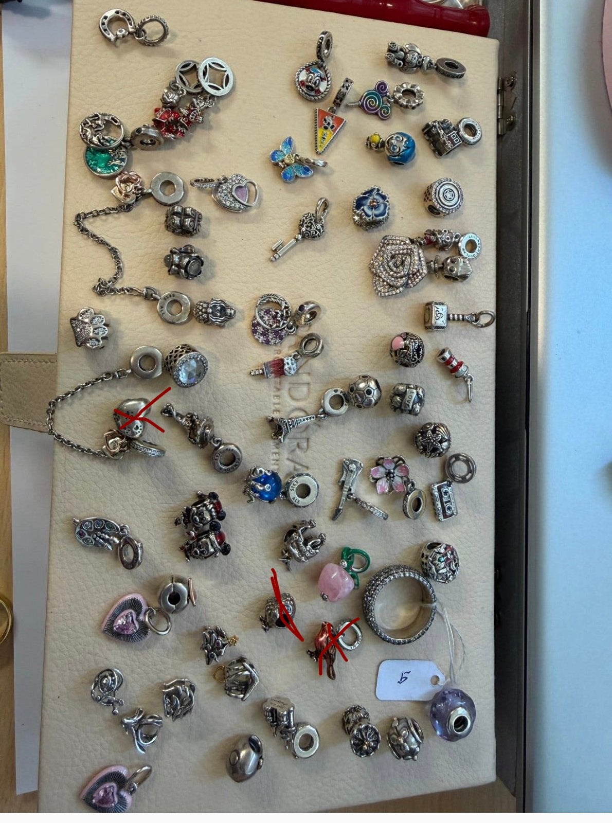 Diverse Pandora bedels te koop - Losse bedels, Sieraden, Tassen en Uiterlijk, Bedels, Gebruikt, Verzenden, Pandora, 4 bedels of meer