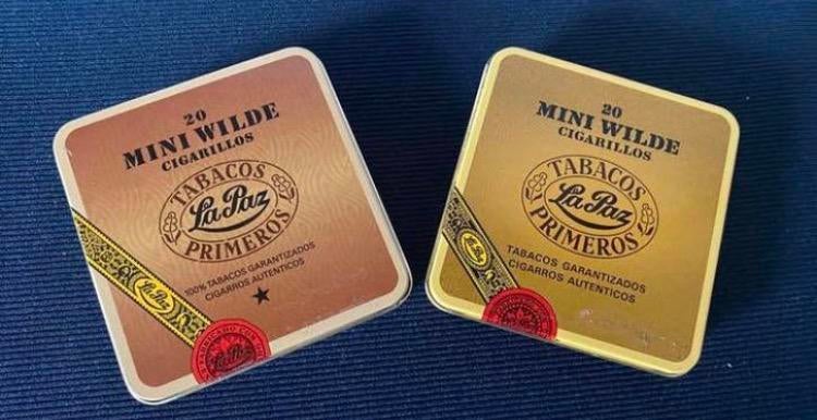 2 Blikjes: La Paz 20 Mini wilde cigarillos. Afm. 8,5x8,5 cm., Ophalen of Verzenden, Zo goed als nieuw, Overige, Overige merken