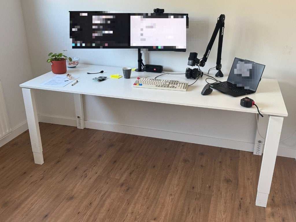 Ahrend Portal bureau 200x80 cm wit, in hoogte instelbaar, Ophalen, In hoogte verstelbaar, Spaanplaat of MDF, Zo goed als nieuw