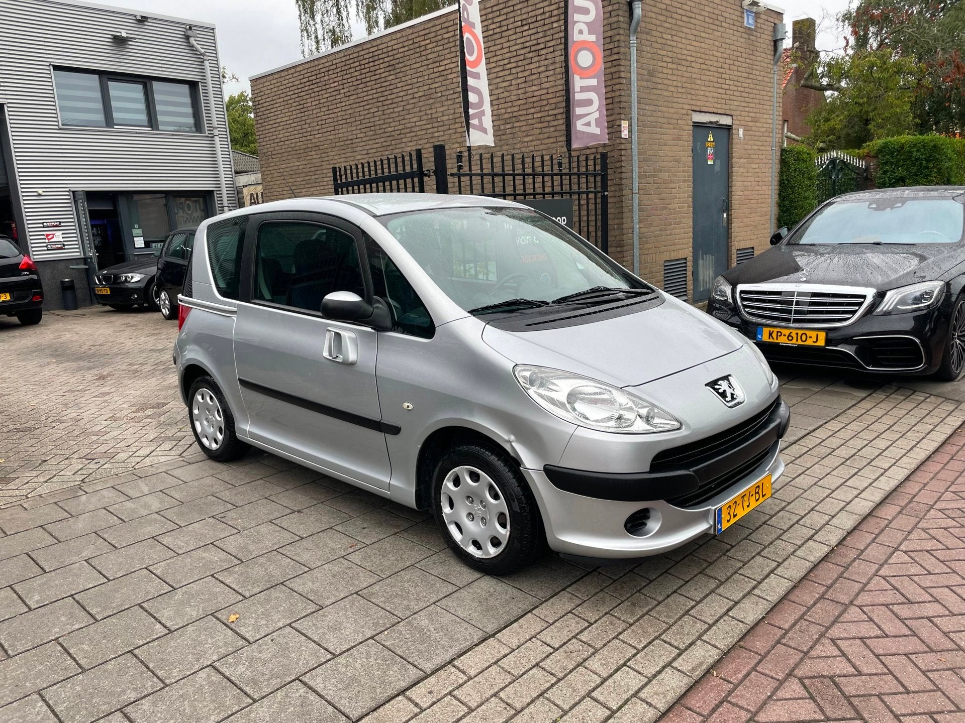 Peugeot 1007 1.4 Sesam Urban Trekhaak NAP APK 1 Jaar, Voorwielaandrijving, 15 km/l, 4 cilinders, 4 stoelen