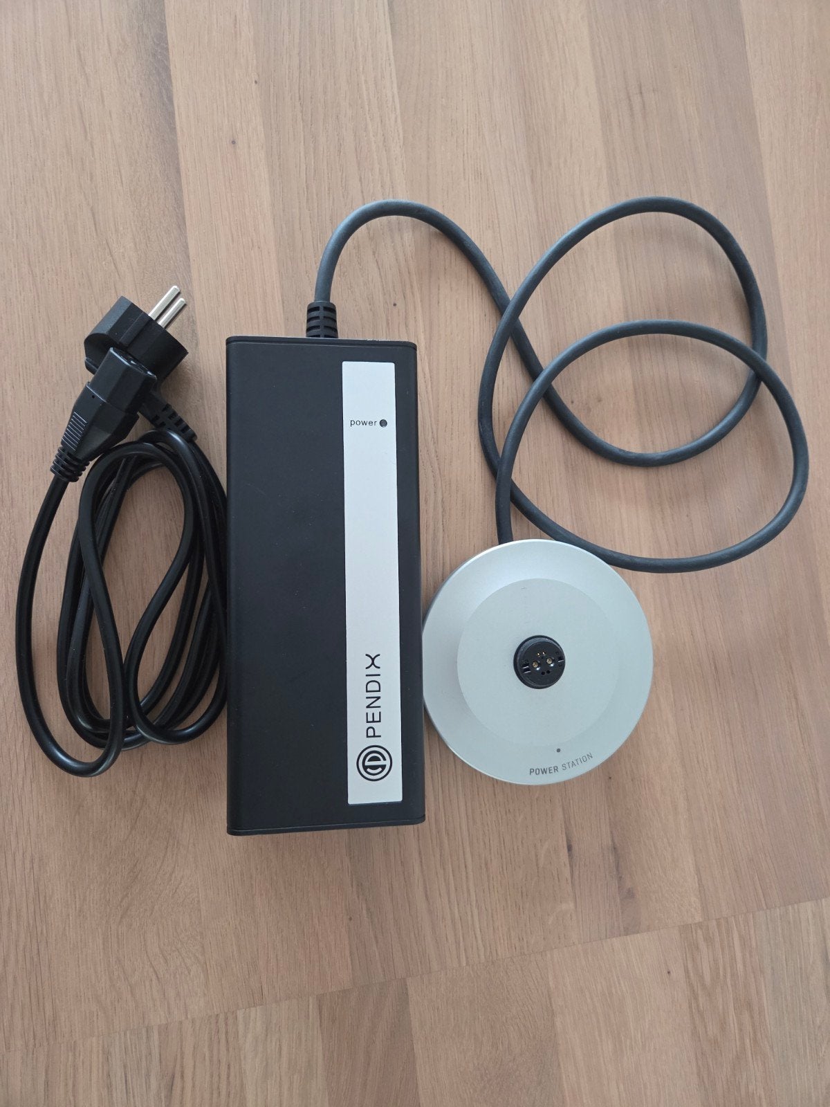 Pendix Ansmann oplader 200W, Ophalen, Zo goed als nieuw