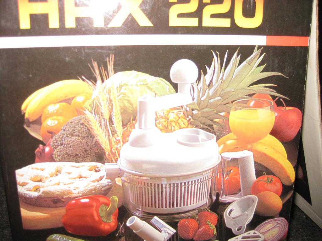 Turbolux HRX 220 keukenmachine, nieuw., Huis en Inrichting, Keuken | Keukenbenodigdheden, Overige typen, Ophalen of Verzenden