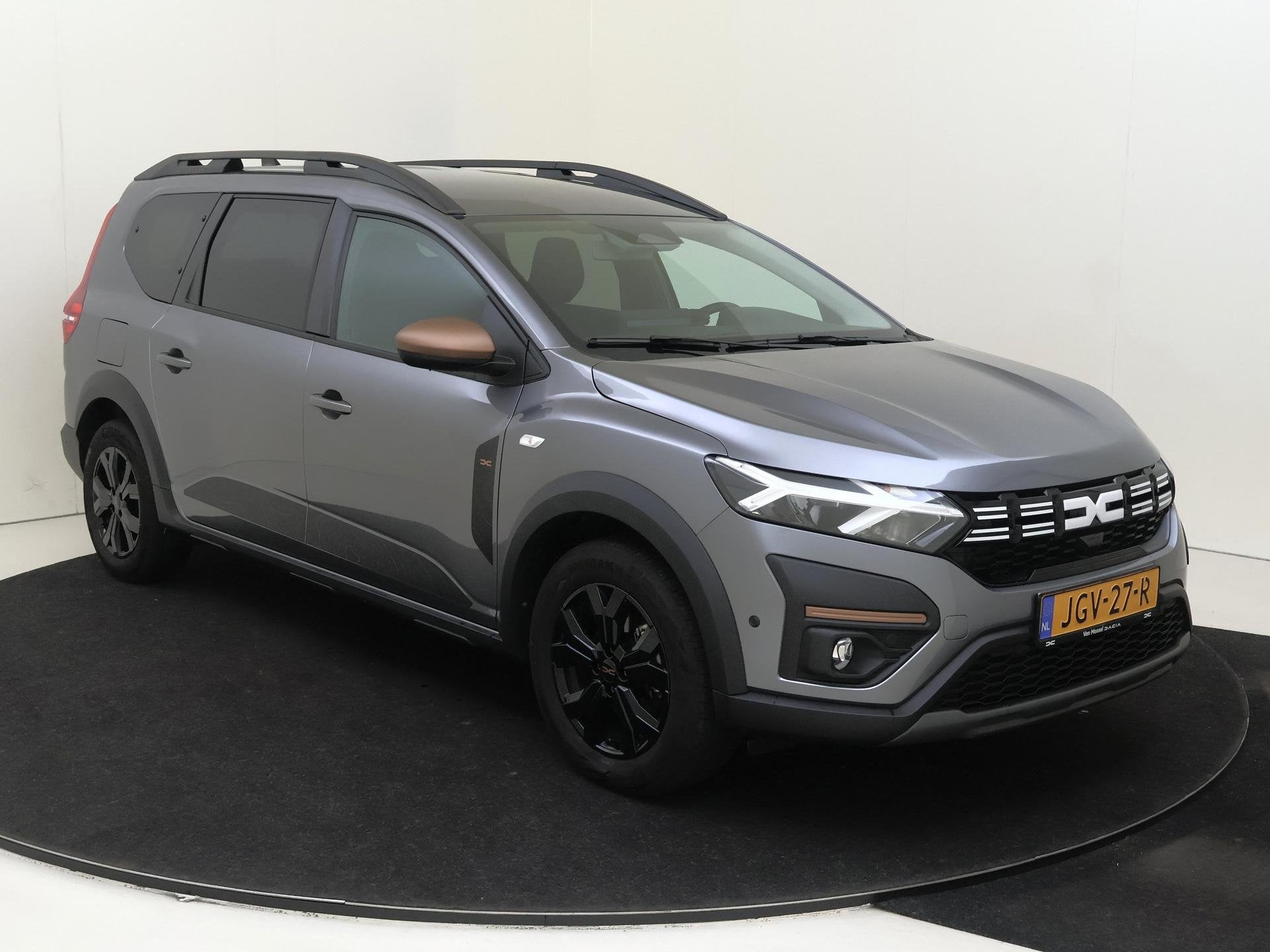 Dacia Jogger 1.6 Hybrid 140 Extreme 7p. | Draadloze Carplay, Auto's, Dacia, Dealer onderhouden, 4 cilinders, 7 stoelen, Origineel Nederlands