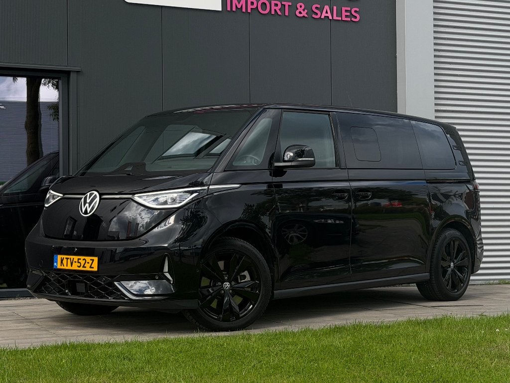 Volkswagen ID.Buzz GTX | 86kWh 340pk | 4MOTION LWB 2025 |, Auto's, 0 cilinders, 1800 kg, Zwart, Overige carrosserieën
