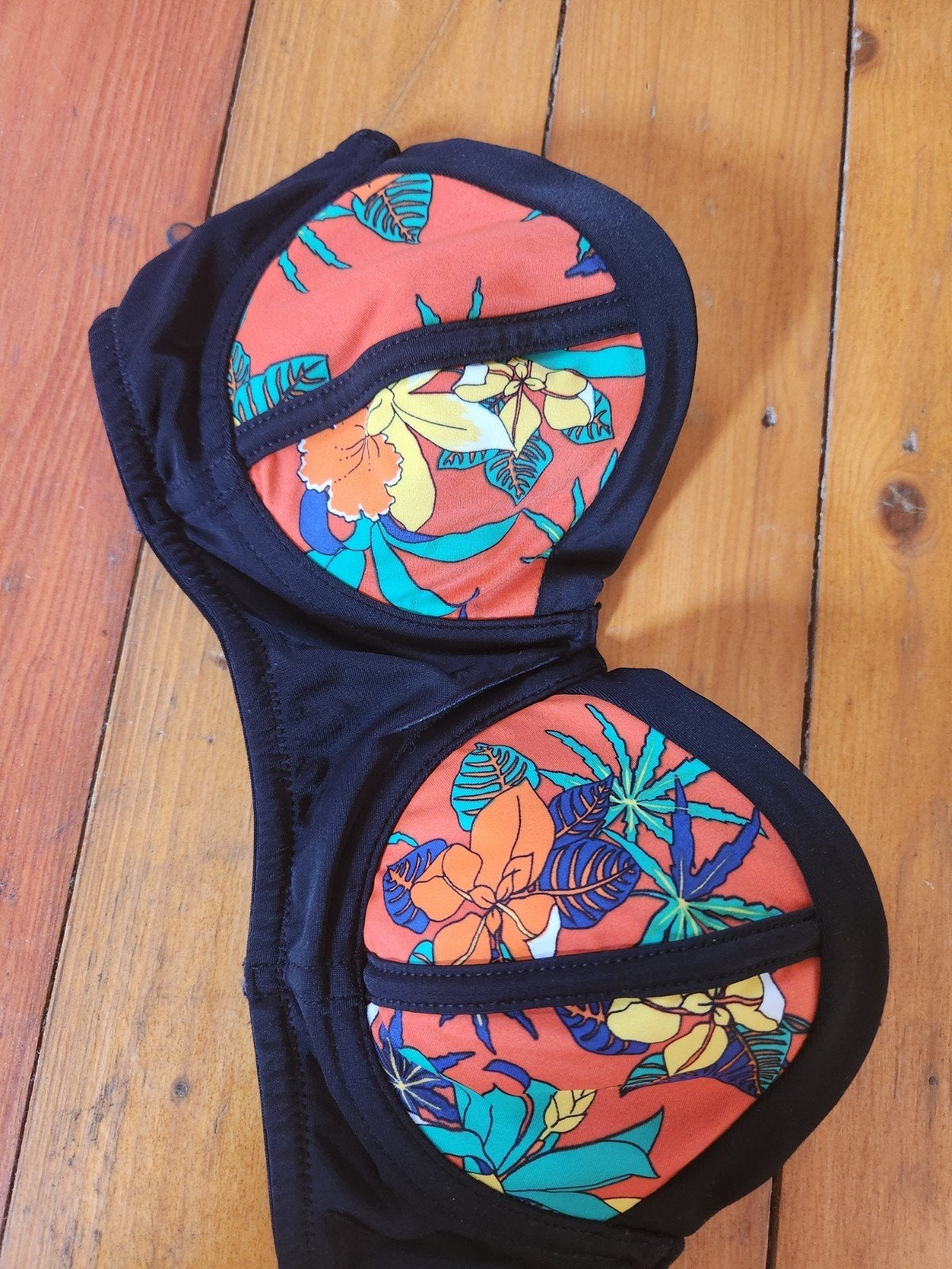Obey Tropical High Balcony Bikini Top XS bandje mist, Obey, Meerkleurig, Ophalen of Verzenden, Zo goed als nieuw