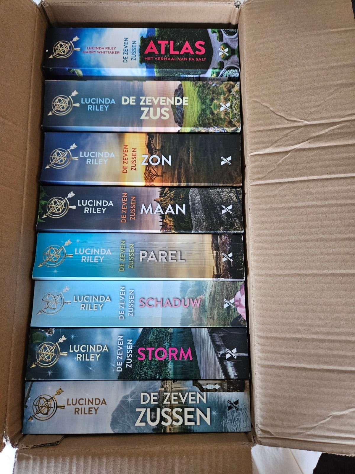 De zeven zussen complete 8 delige serie., Boeken, Romans, Ophalen of Verzenden, Zo goed als nieuw