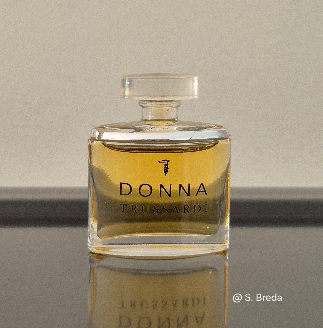 Trussardi - Donna - Eau de Parfum miniatuur, Ophalen of Verzenden, Gebruikt, Miniatuur, Gevuld