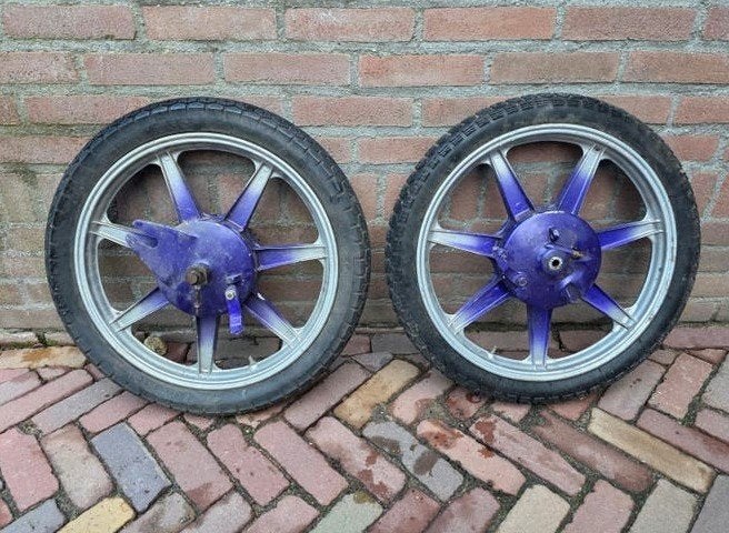 Nette originele set aluminium Zundapp KS / GTS 50 wielen, Ophalen of Verzenden, Gebruikt, Overige typen