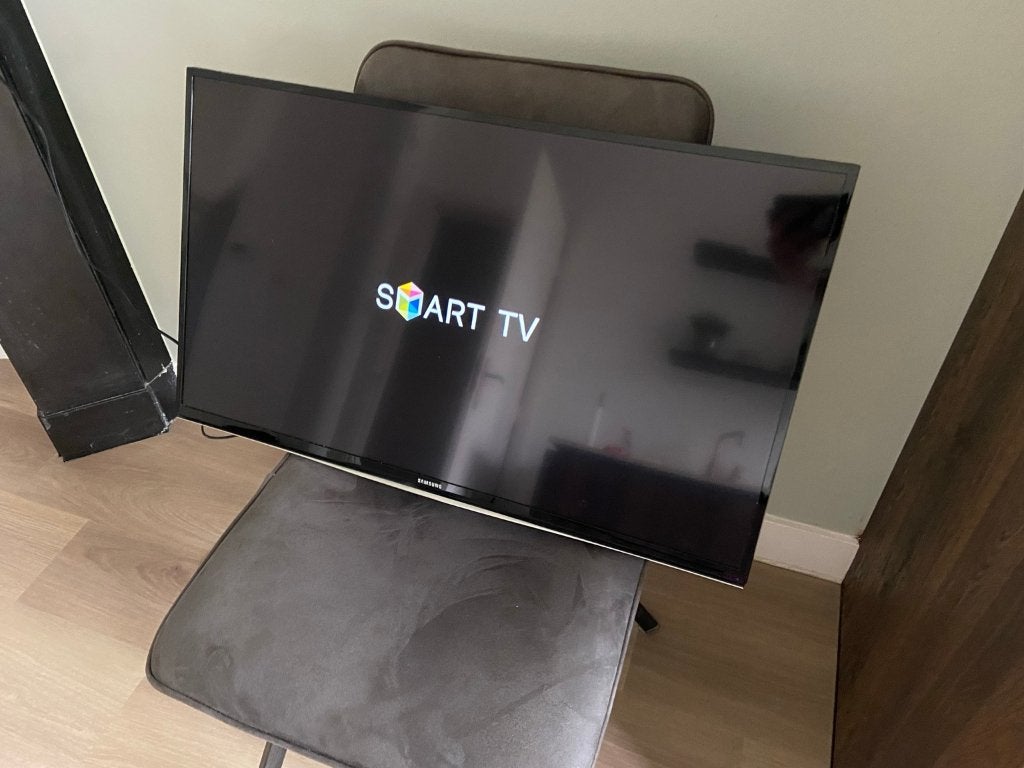 Samsung 32” Full HD Smart TV UE32H6200