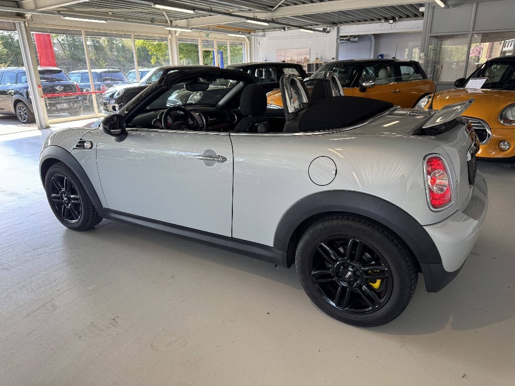 Foto 17 van Mini 1.6 Cooper Roadster 2012 Grijs ( 6 MAANDEN GARANTIE )
