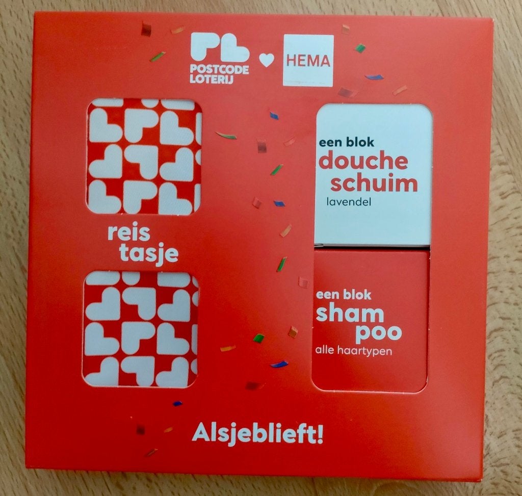 NIEUW: Hema Reissetje met Zeep, Shampoo en Reisetui, Ophalen of Verzenden, Nieuw, Bad & Douche