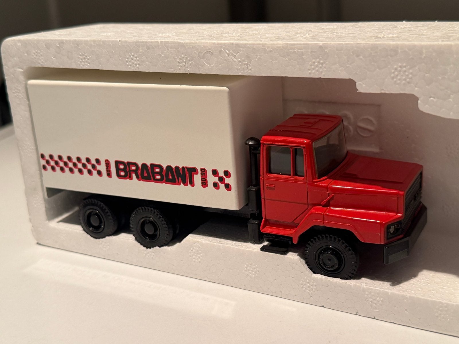 DAF 2800 Brabant vrachtwagen model met certificaat, Ophalen of Verzenden, Zo goed als nieuw