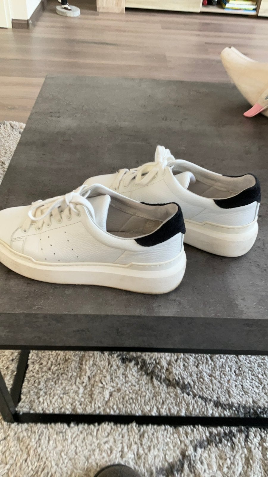 Leren sneakers, Wit, Ophalen of Verzenden, Sneakers of Gympen, Zo goed als nieuw