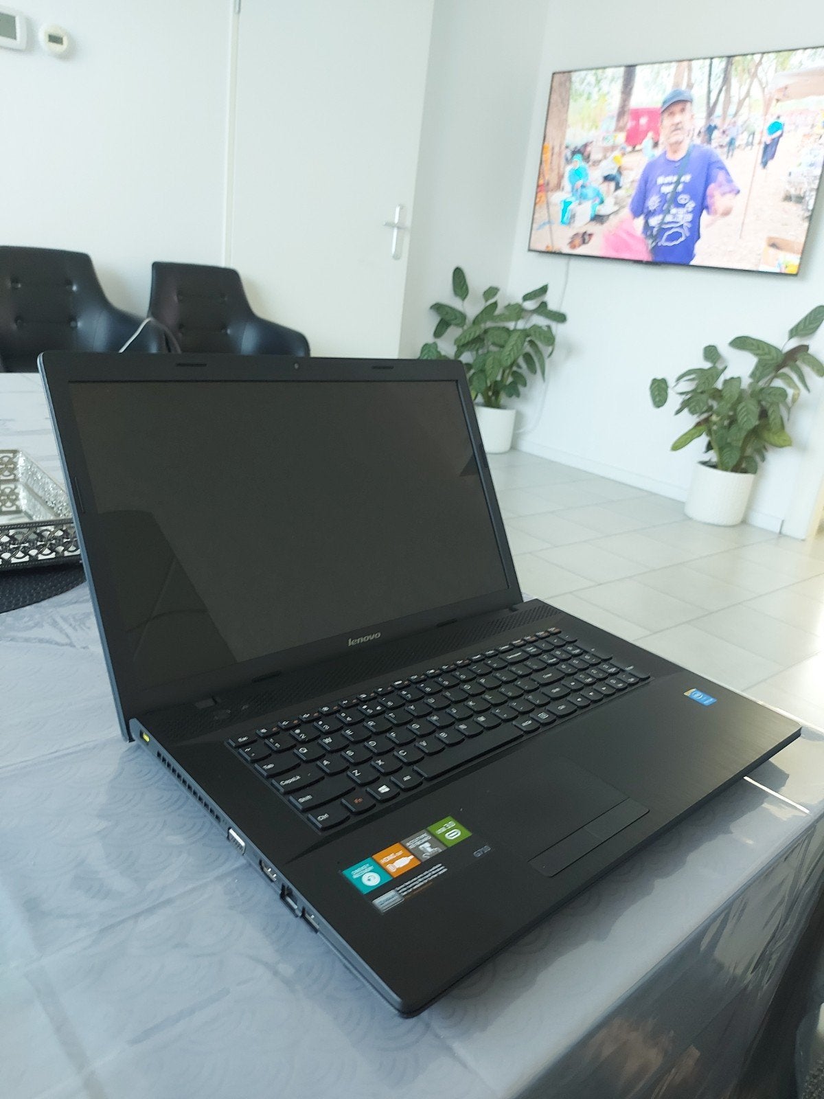 Lenovo, Laptop, Ophalen of Verzenden, 15 inch, 2 tot 3 Ghz, SSD
