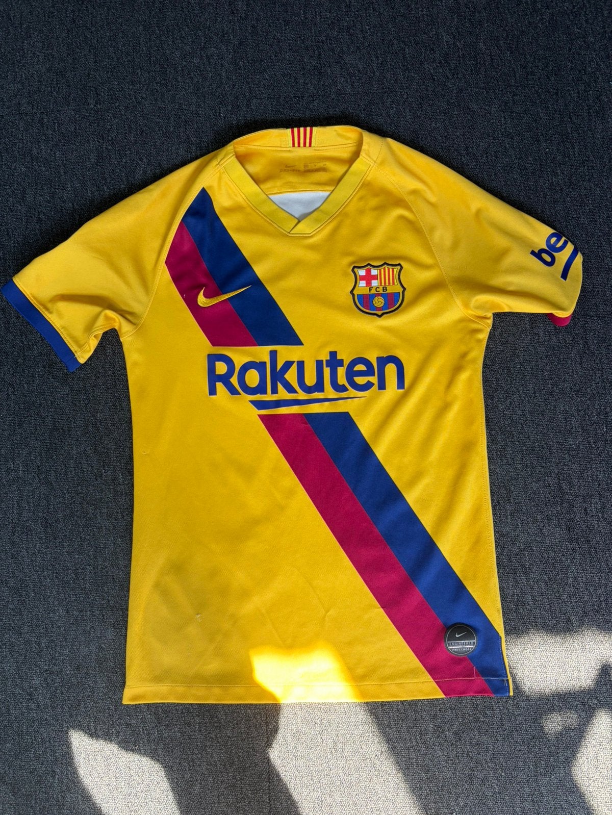 Barcelona shirt, Maat S, Ophalen of Verzenden, Zo goed als nieuw, Shirt