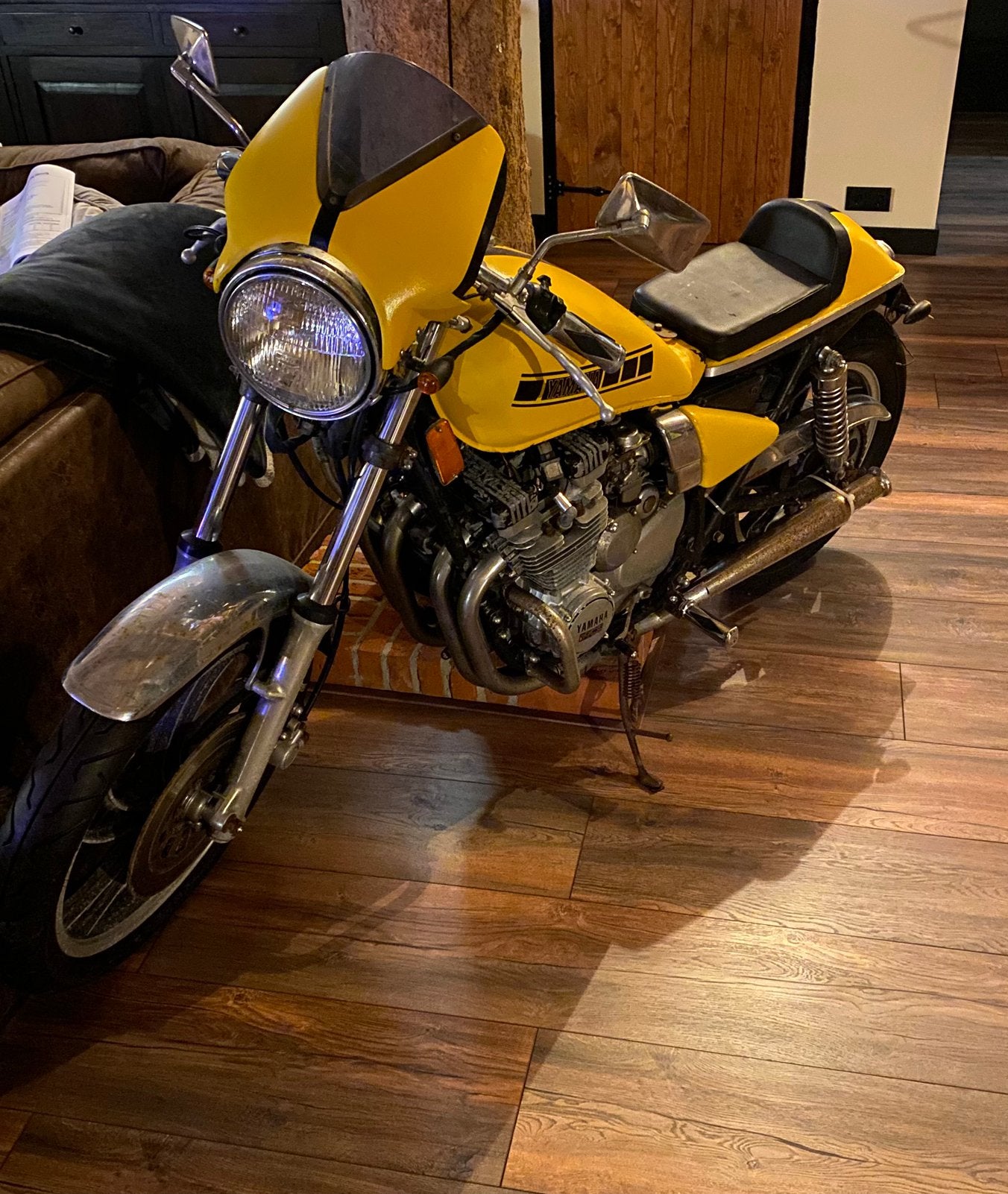 Motor voor decoratieve doeleinden Yamaha., Ophalen, Gebruikt