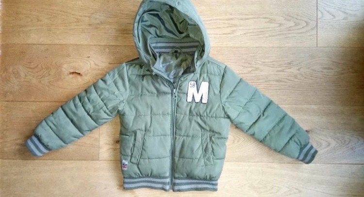 Stoere groene jongensjas met capuchon van Frendz, Ophalen of Verzenden, Gebruikt, Jongen, Jas