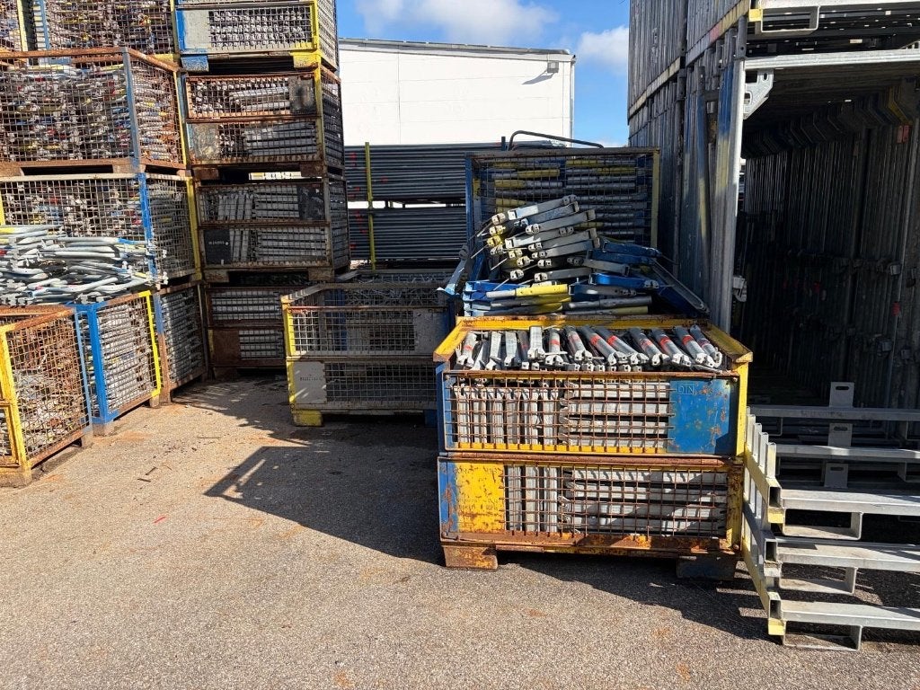 Gebruikte Layher Allround & AGS Steiger – 60–63% Korting, Doe-het-zelf en Verbouw, Ophalen of Verzenden, Gebruikt, Overige typen