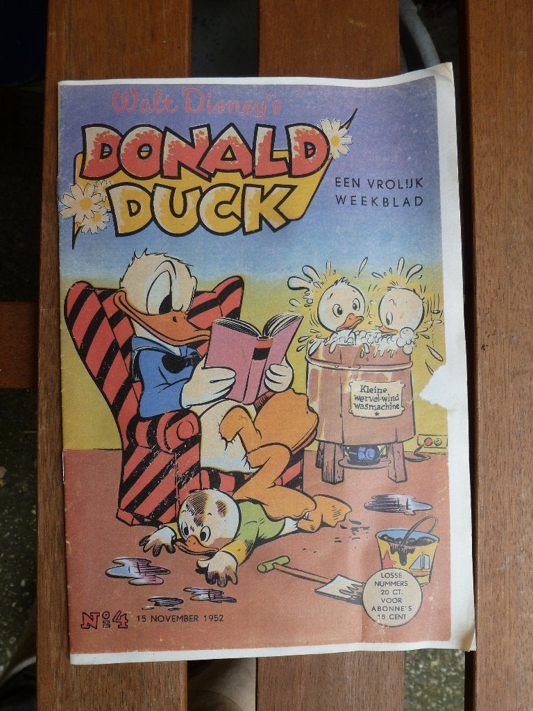 Donald duck 1952 herdruk nummer 4, Eén stripboek, Ophalen of Verzenden, Gelezen