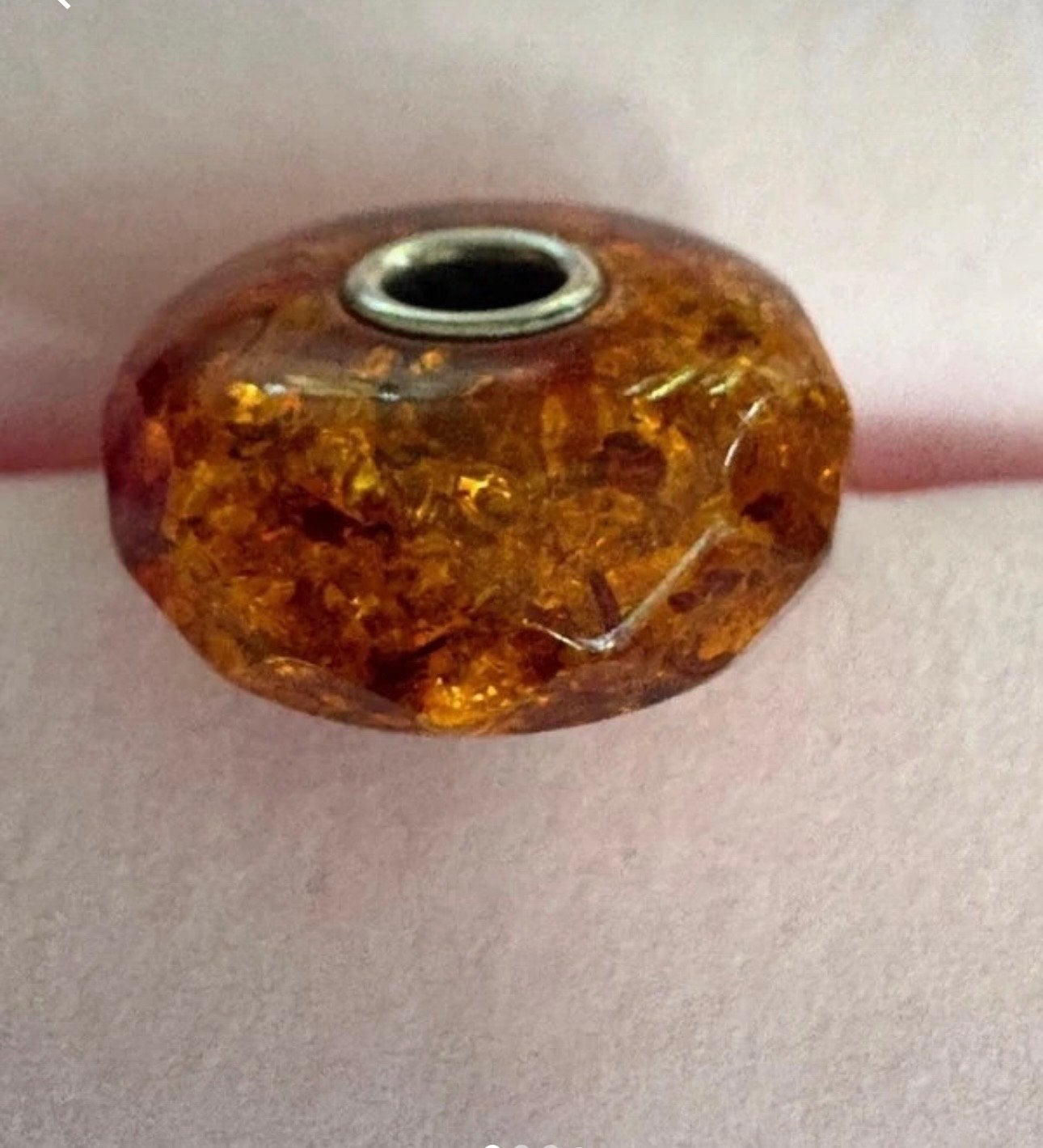 Trollbeads gefacetteerde amberkleurige glaskraal goudfolie, Ophalen of Verzenden, Zo goed als nieuw, Trollbeads, 1 bedel
