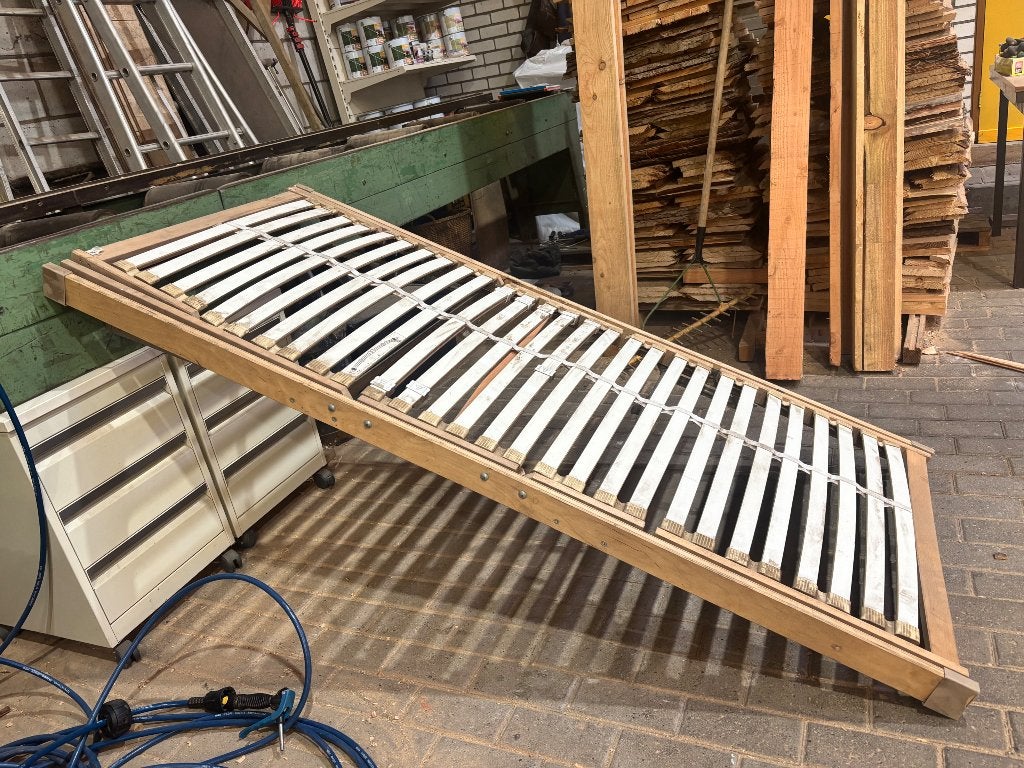 Lattenbodem, Ophalen, Gebruikt, 90 cm, Eenpersoons