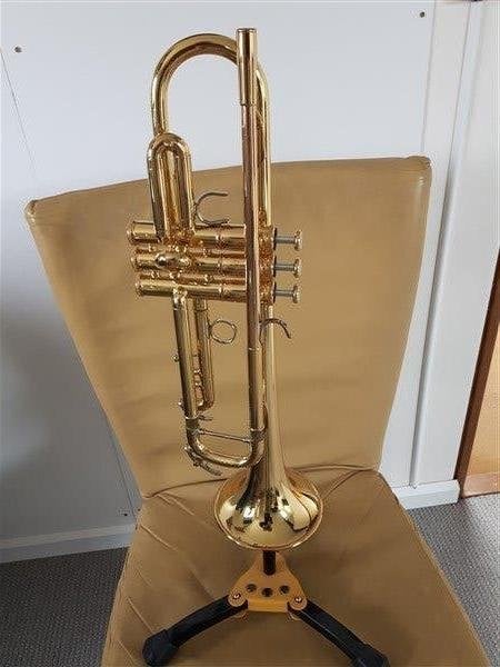 trompet Yamaha YTR-8335LA Wayne Bergeron, Muziek en Instrumenten, Blaasinstrumenten | Trompetten, Ophalen of Verzenden, Zo goed als nieuw