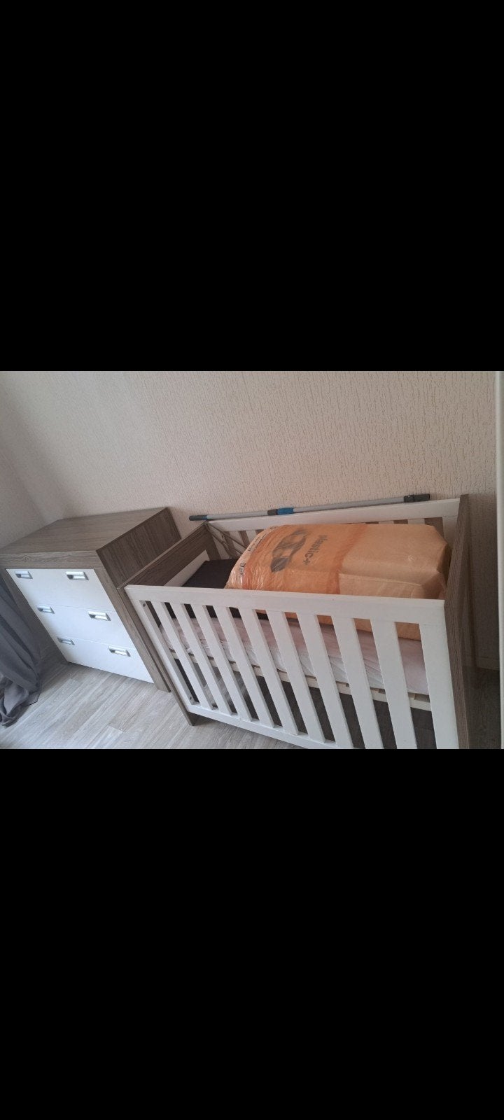 Ledikant en commode, Ophalen of Verzenden, Gebruikt, Jongetje of Meisje