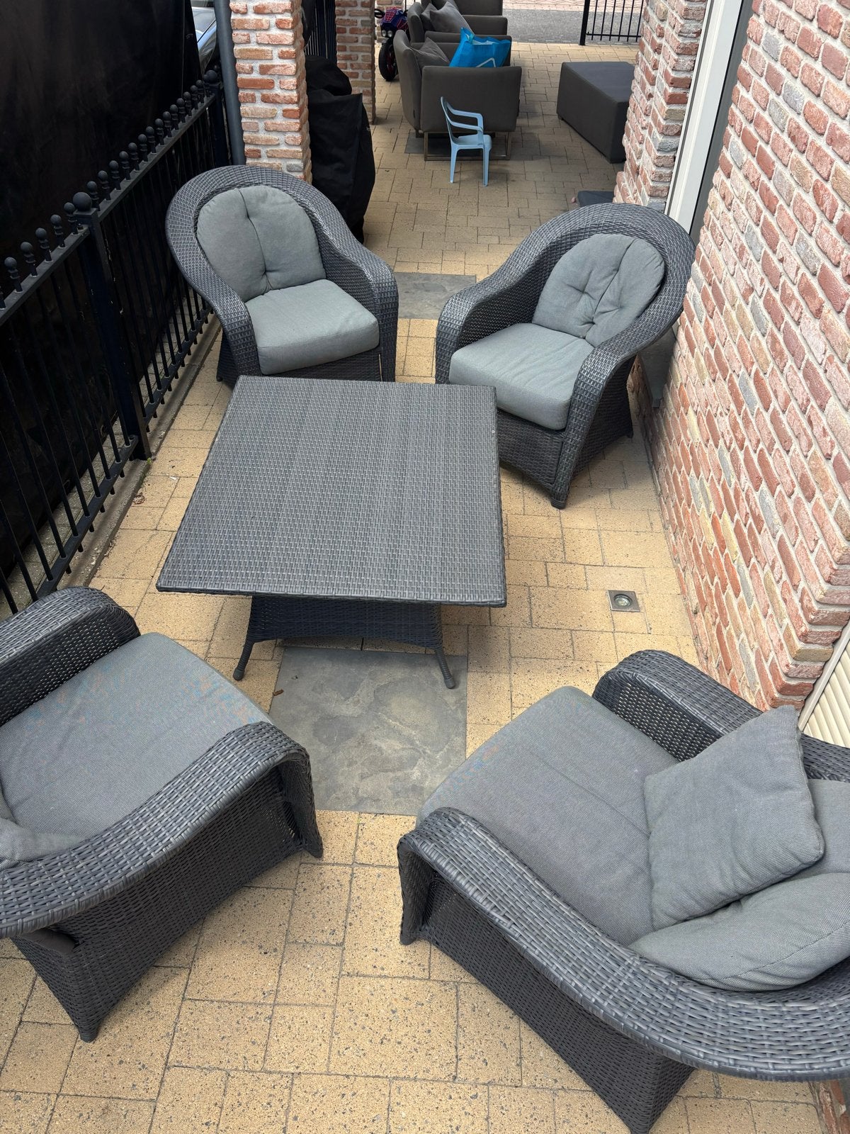 Hartman tuinset, Tuin en Terras, Tuinsets en Loungesets, Ophalen, 4 zitplaatsen, Bijzettafel, Zo goed als nieuw