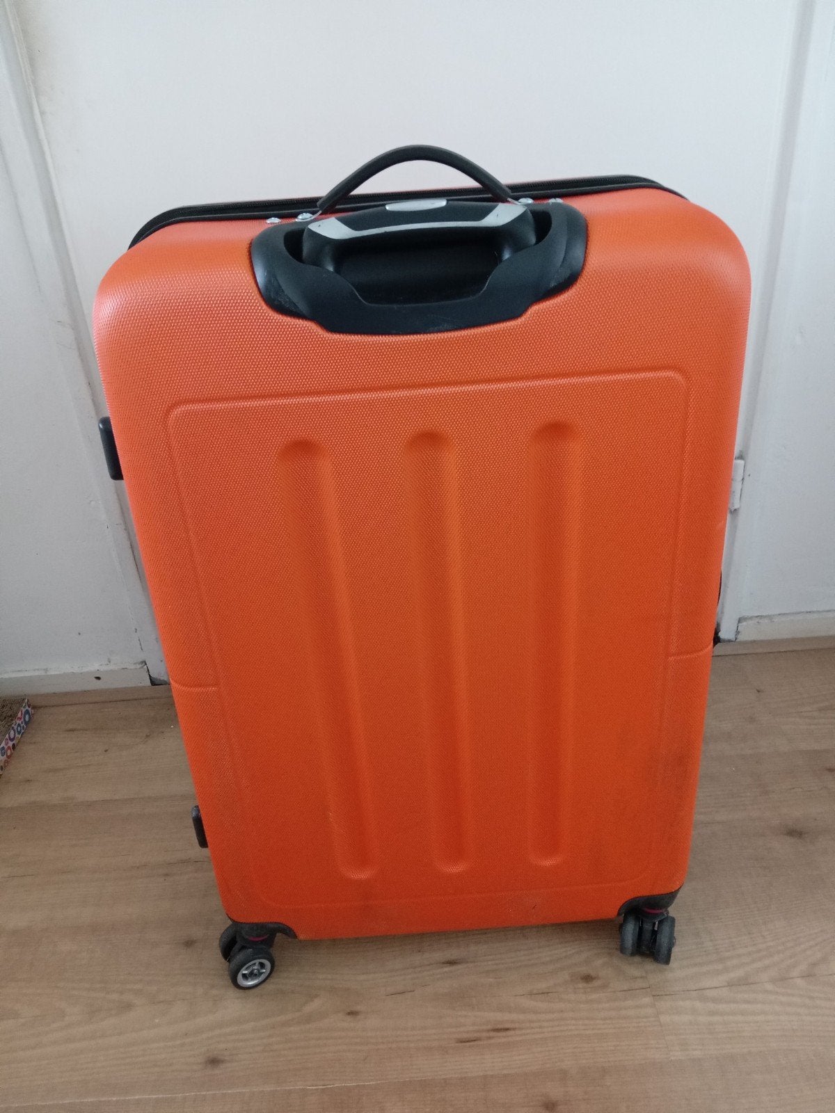 Decent Neon-Fix Spinner 76 oranje trolley rolkoffer, Ophalen, Wieltjes, Gebruikt, Hard kunststof