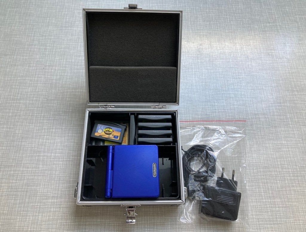 NINTENDO GAME BOY ADVANCE SP COBALT BLAUW (AGS-001) + KOFFER, Spelcomputers en Games, Ophalen of Verzenden, Gebruikt, Game Boy Advance SP