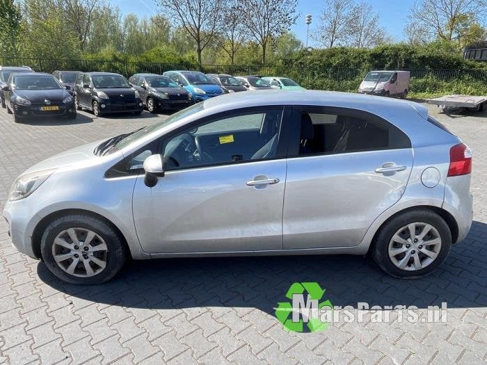 Stijl midden-links van een Kia Rio, Auto-onderdelen, -, -, Ophalen of Verzenden, -