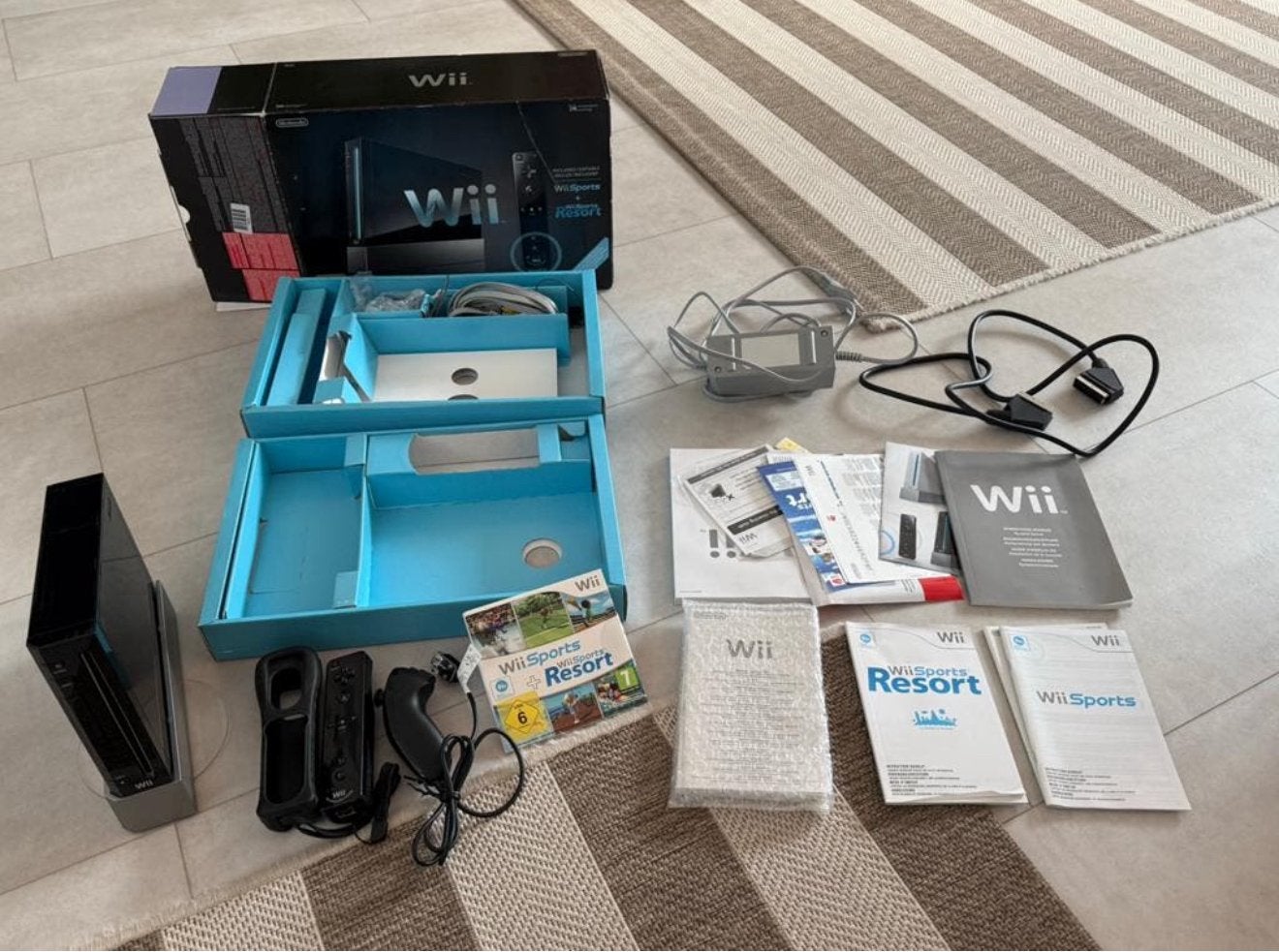 Nintendo Wii sports set!, Spelcomputers en Games, Ophalen of Verzenden, Zo goed als nieuw, Met 2 controllers