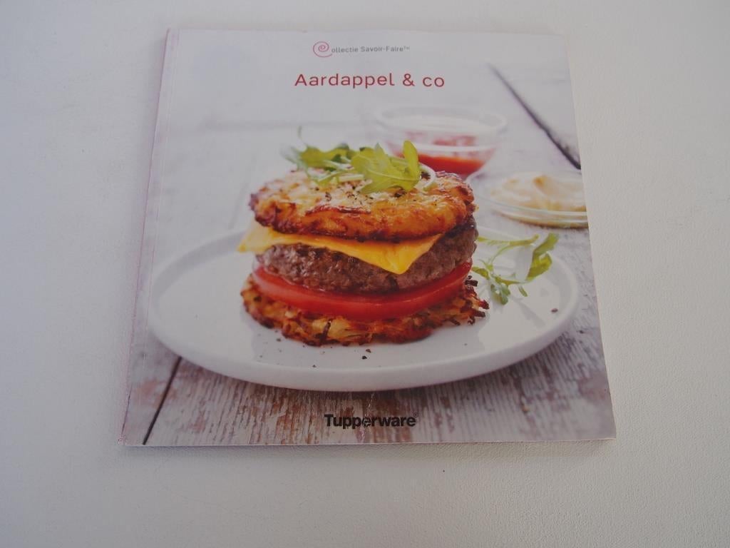 T138 Recepten boeken, en meer Tupperware, Ophalen of Verzenden, Nieuw, Crème, Overige typen