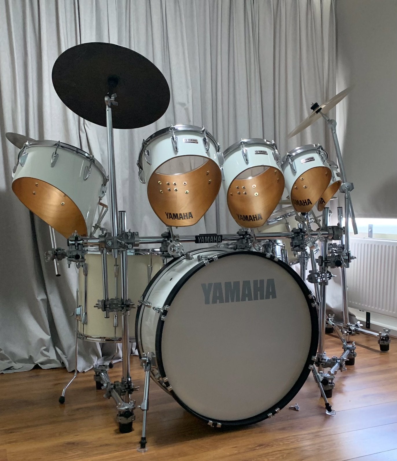 Speciaal samengestelde Yamaha drumkit compleet met bekkens., Muziek en Instrumenten, Drumstellen en Slagwerk, Ophalen, Gebruikt